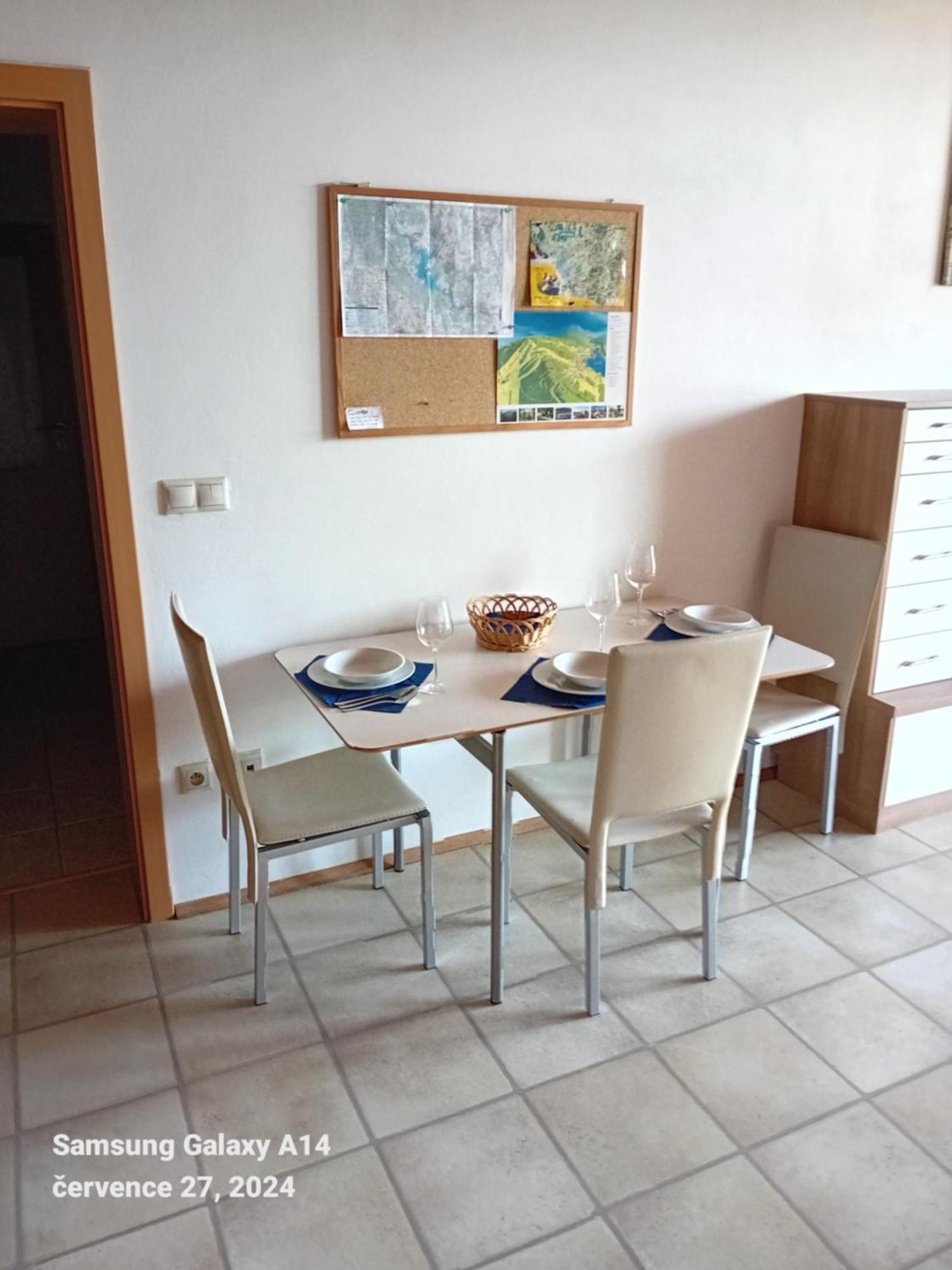 Apartman Lipno A12 Lipno nad Vltavou Eksteriør billede